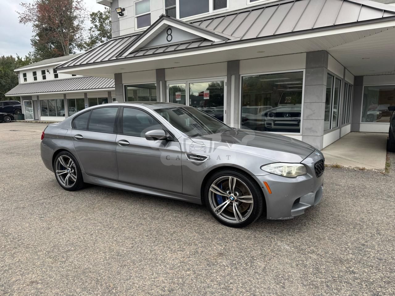 BMW M5 4.4L 8 2013