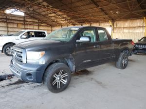 Toyota Tundra DOUBLE CAB SR5 4.6L 8 2011