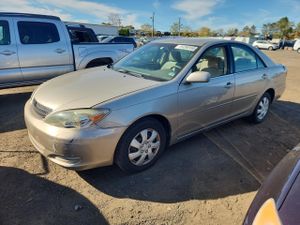 Toyota Camry LE 2.4L 4 2003