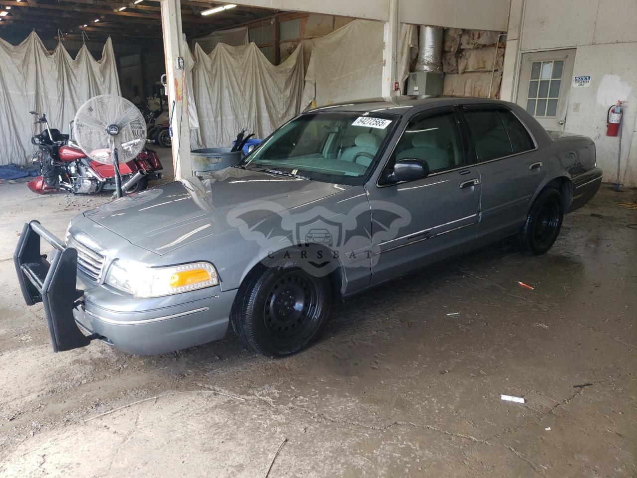 Ford Crown 4.6L 8 1999