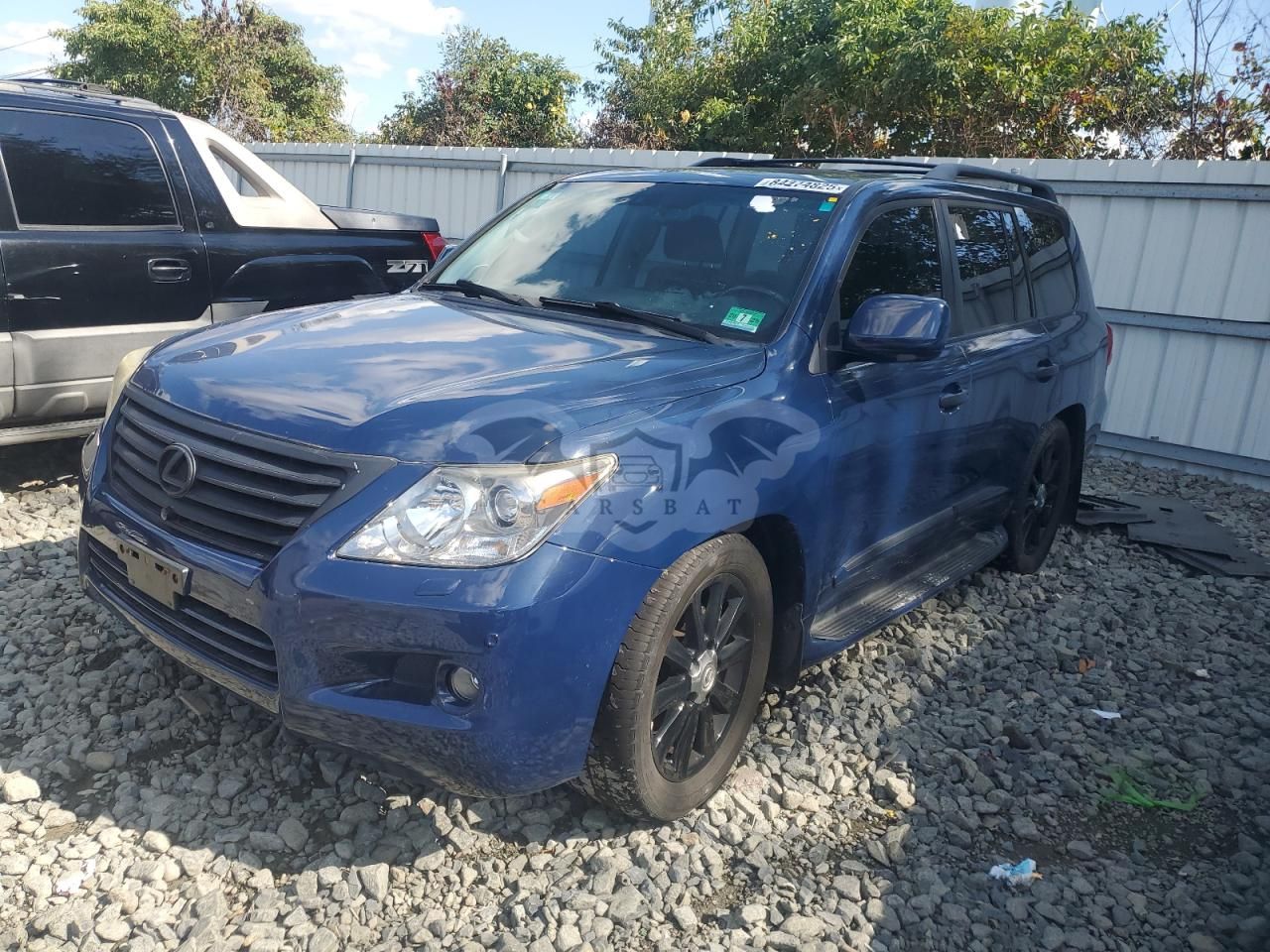 Lexus LX 570 5.7L 8 2011
