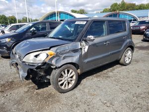Kia Soul + 2.0L 4 2012