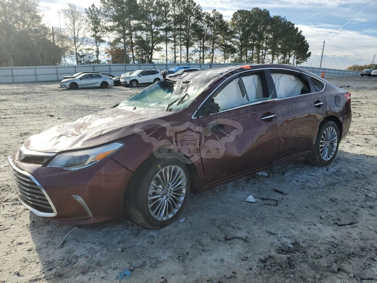Toyota Avalon XLE 3.5L  6 2018