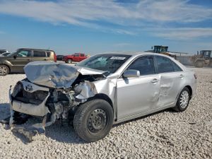 Toyota Camry BASE 2.5L 4 2010