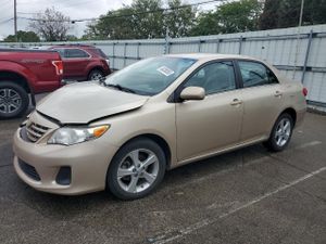 Toyota Corolla BASE 1.8L 4 2013