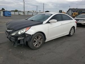 Hyundai Sonata GLS 2.4L 4 2013