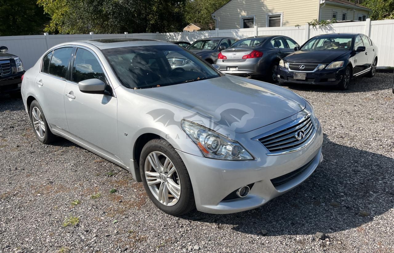 Infiniti Q40 3.7L 6 2015