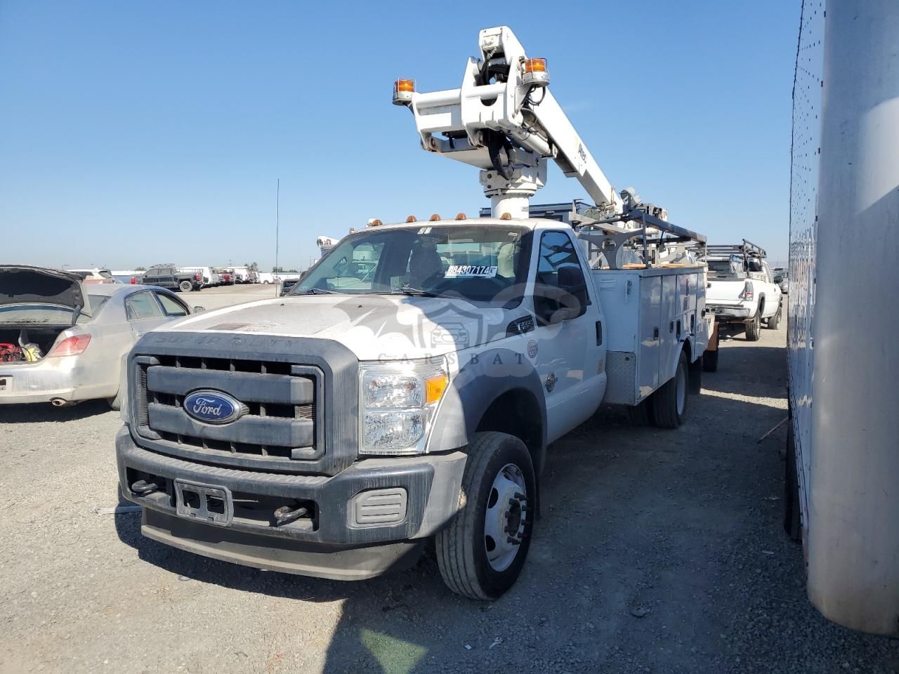 Ford F550 SUPER DUTY 6.7L 8 2015