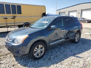 Nissan Rogue S 2.5L 4 2013