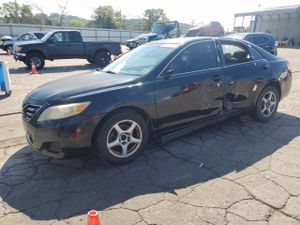 Toyota Camry BASE 2.5L 4 2011