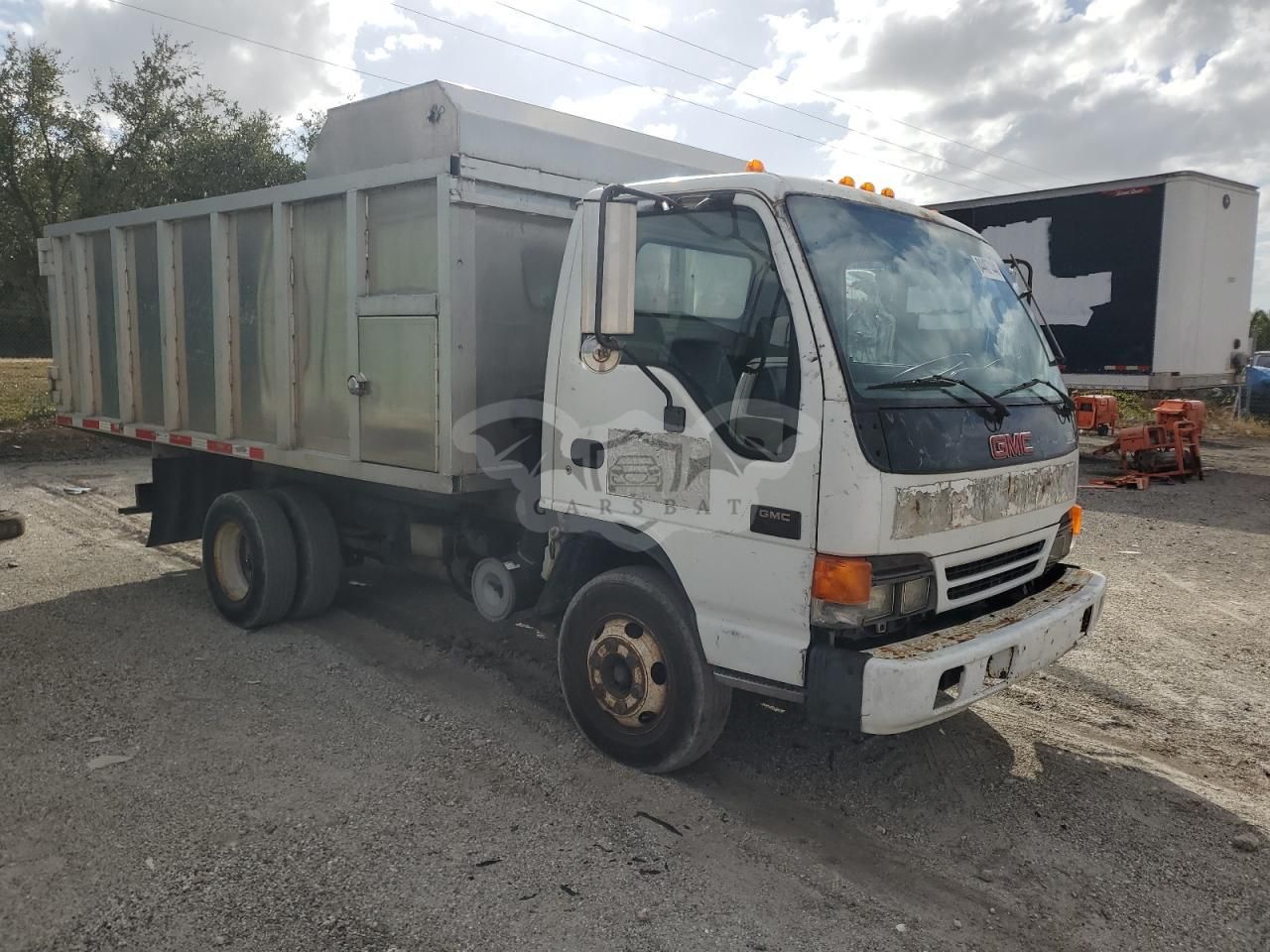 GMC W-series 4.8L 4 2004