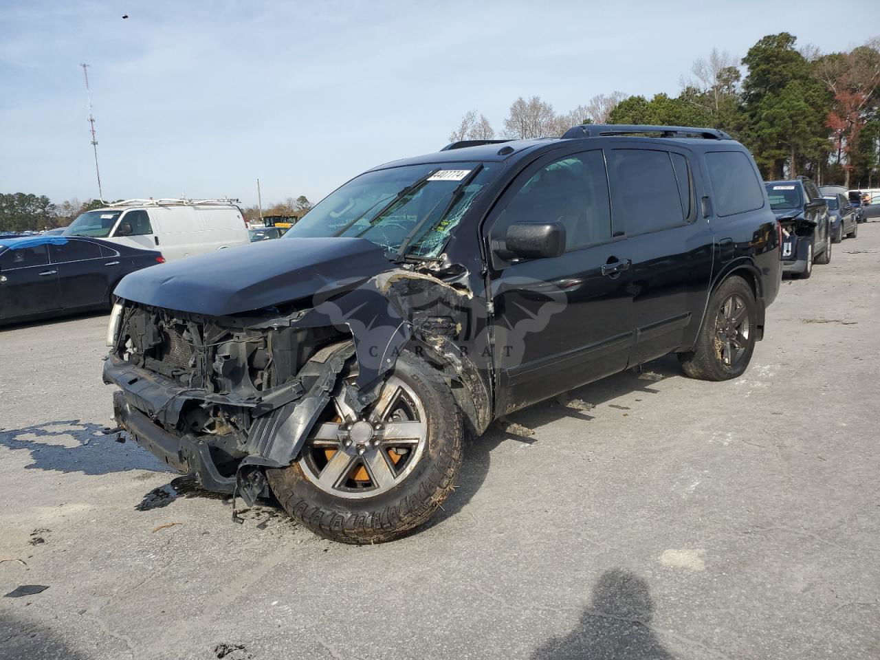 Nissan Armada PLATINUM 5.6L  8 2013