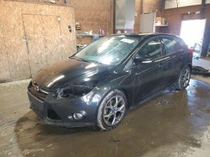 Ford Focus SE 2.0L 4 2013
