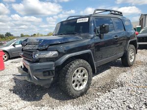 Toyota FJ Cruiser 4.0L 6 2012