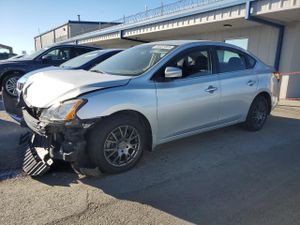 Nissan Sentra S 1.8L 4 2015