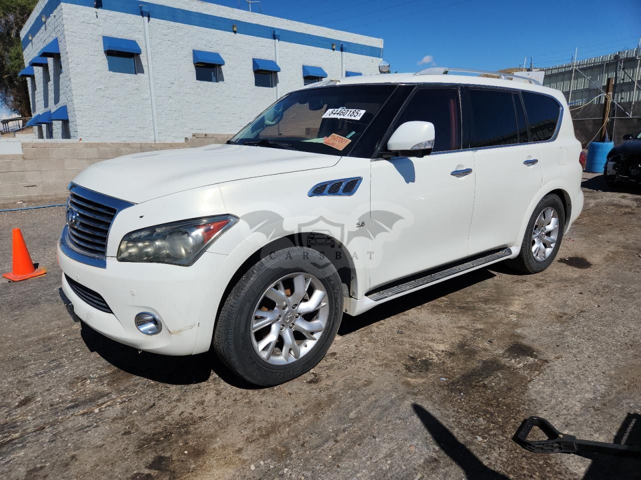 Infiniti QX80 5.6L 8 2014
