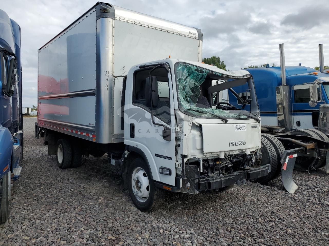 Isuzu NPR 6.6L 8 2023