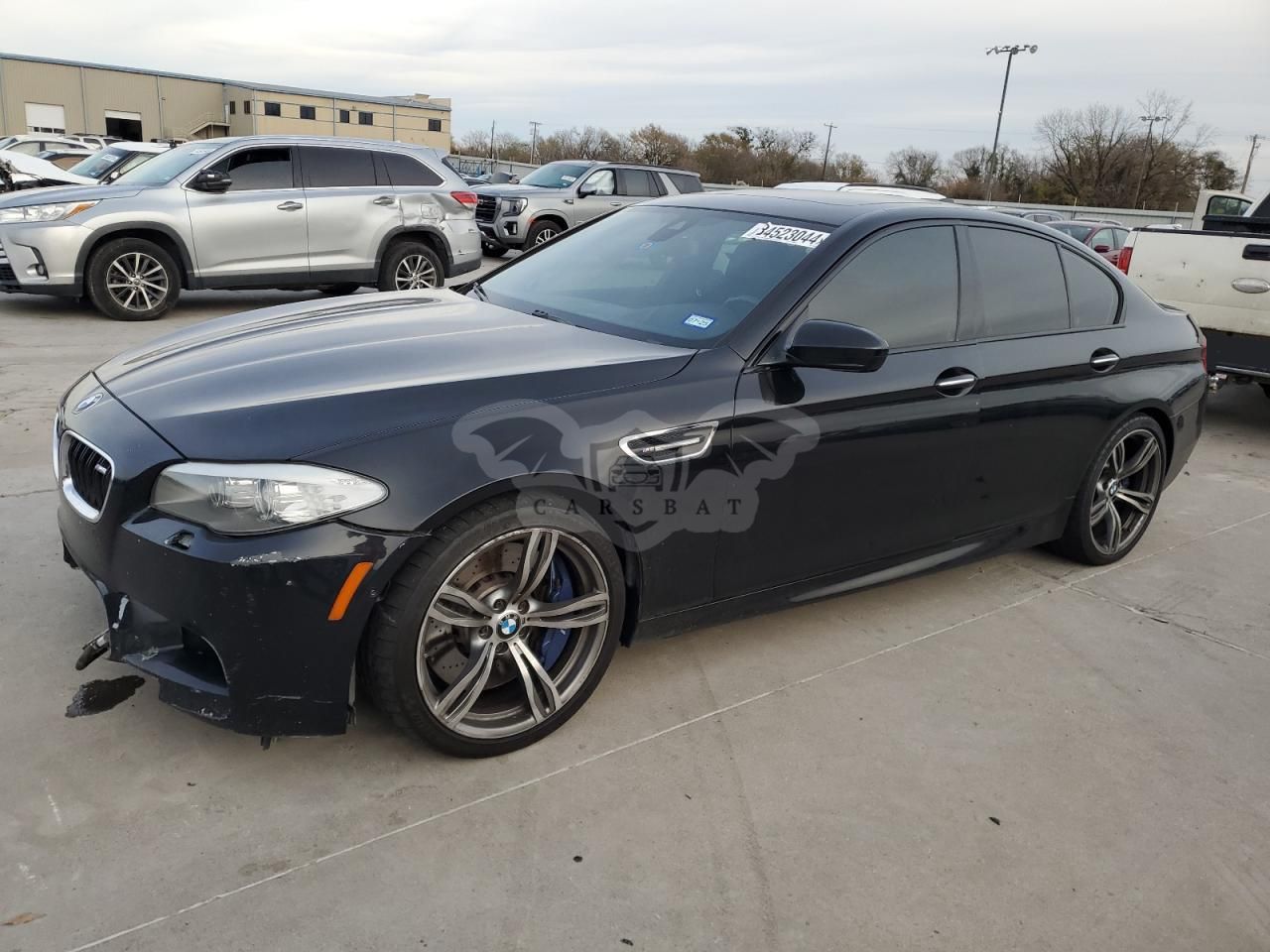 BMW M5 4.4L 8 2013