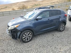 Kia Sportage LX 2.4L 4 2015