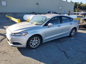 Ford Fusion SE 1.5L 4 2014