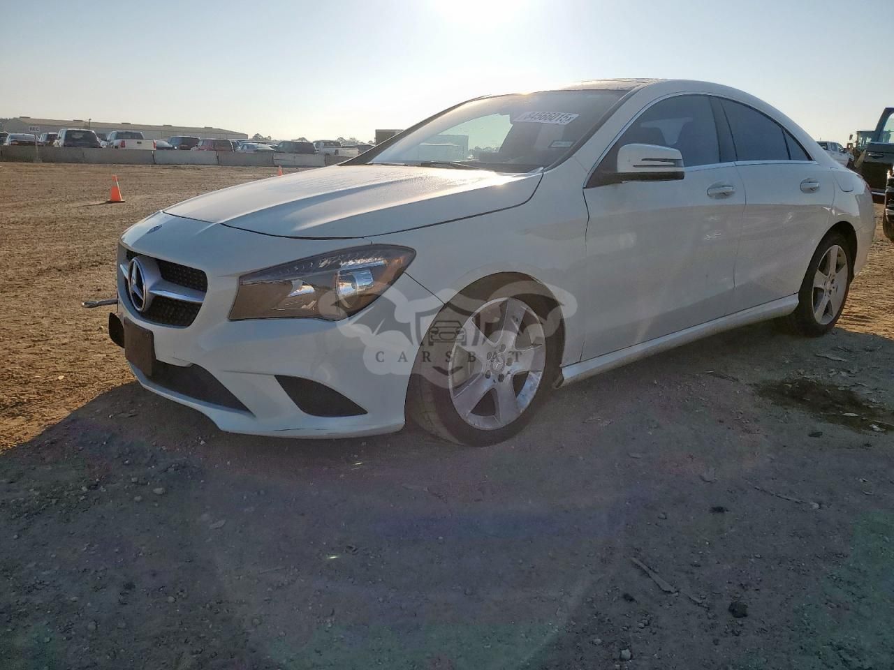Mercedes-Benz CLA 250 2.0L 4 2015