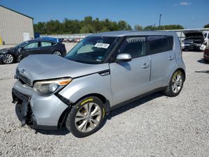 Kia Soul + 2.0L 4 2015