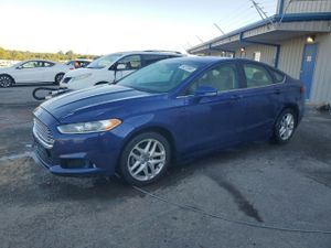Ford Fusion SE 2.5L 4 2013