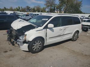 Chrysler Town & Country TOURING 3.6L 6 2013