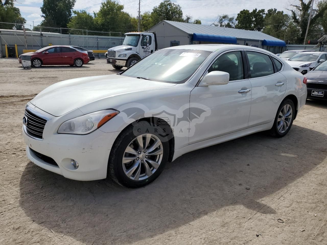 Infiniti M37 X 3.7L 6 2013
