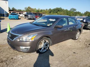 Nissan Altima 3.5S 3.5L 6 2013