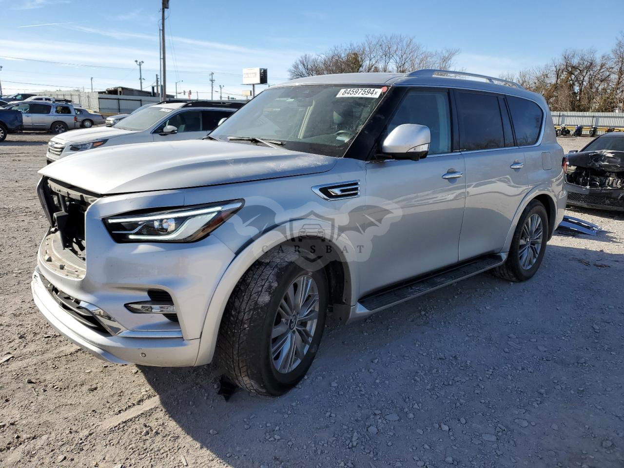 Infiniti QX80 5.6L  8 2021