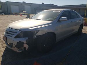 Toyota Camry BASE 2.5L 4 2010