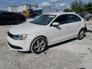 Volkswagen Jetta TDI 2.0L 4 2013