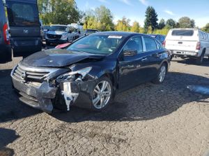 Nissan Altima 3.5S 3.5L 6 2013