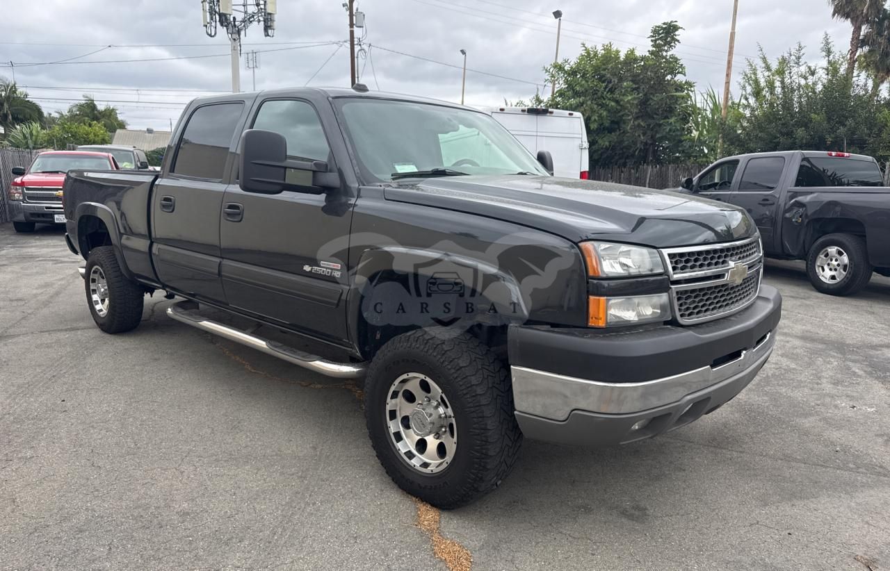 Chevrolet Silverado 2500 C2500 HEAVY DUTY 6.6L 8 2005