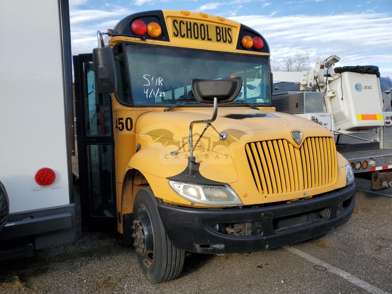 IC Corporation CE Series CE 6.4L 8 2013