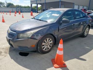 Chevrolet Cruze LS 1.8L 4 2011