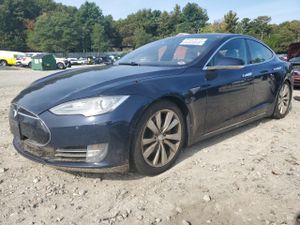 Tesla Model S 2014
