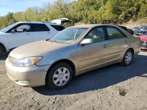 Toyota Camry LE 2.4L 4 2003