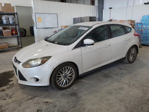 Ford Focus TITANIUM 2.0L 4 2014