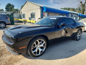 Dodge Challenger SXT PLUS 3.6L 6 2015