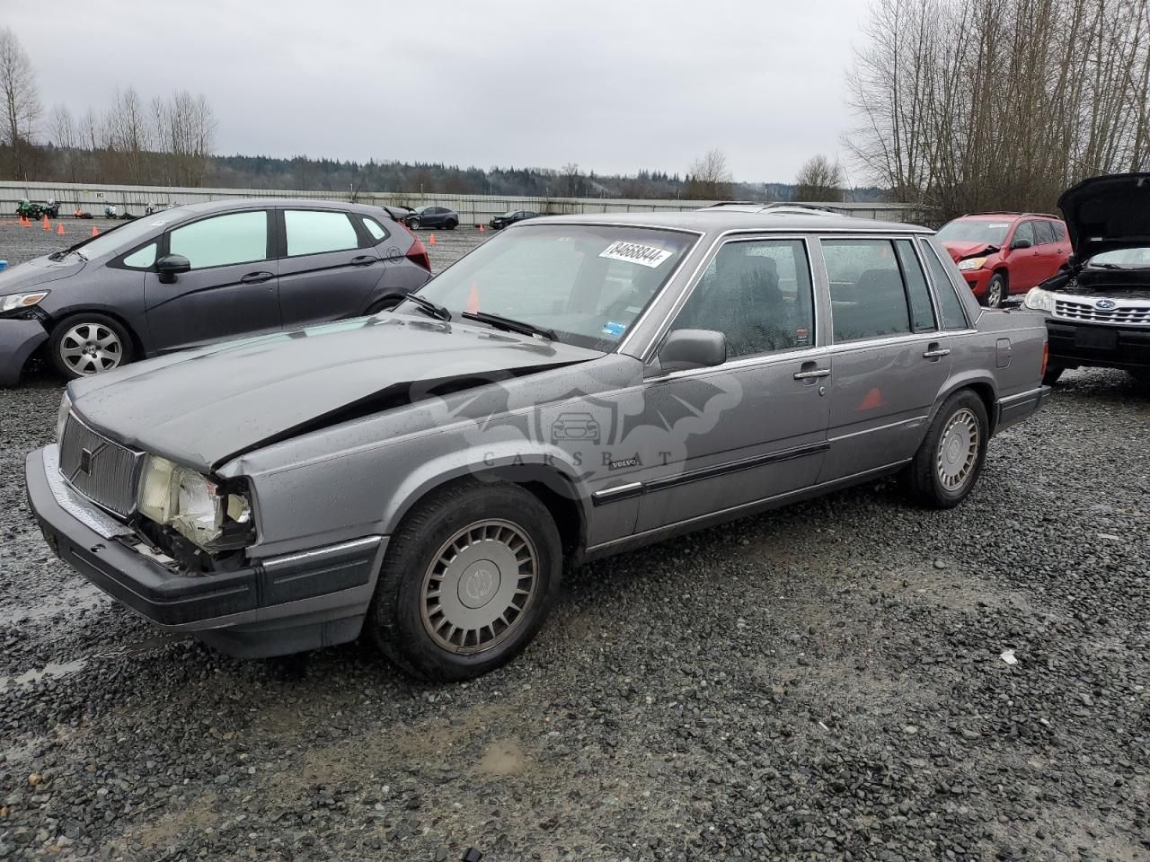Volvo 760 2.3L 4 1990