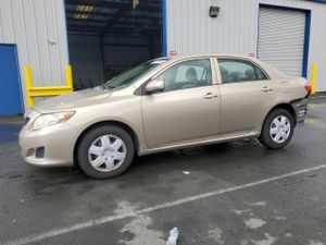 Toyota Corolla BASE 1.8L 4 2010