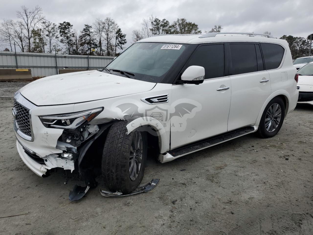 Infiniti QX80 LUXE 5.6L  8 2021