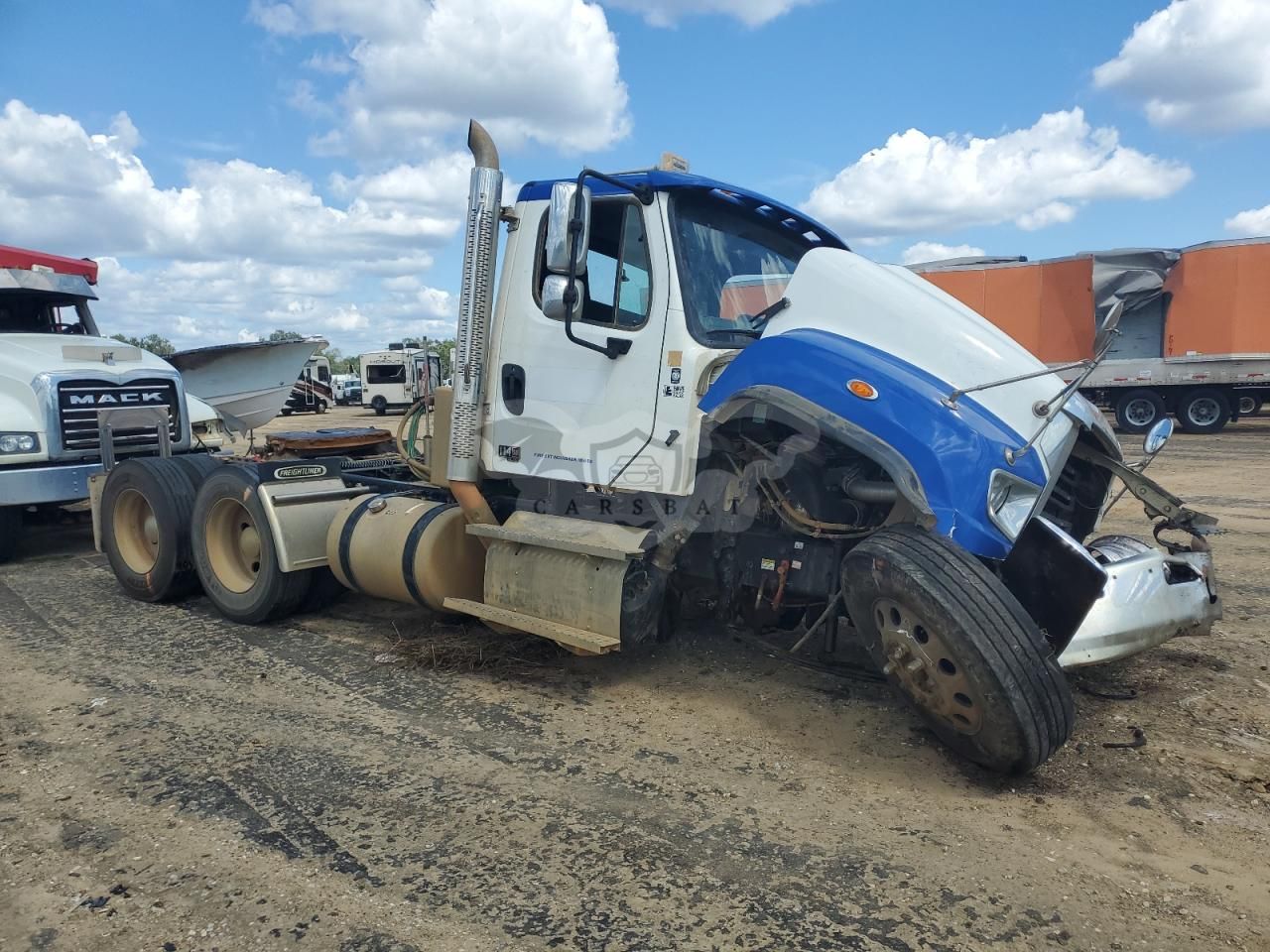 Freightliner Business Class M2 12.8L 6 2024