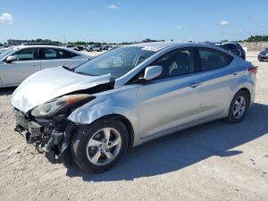 Hyundai Elantra SE 1.8L 4 2014