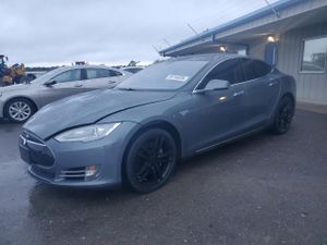 Tesla Model S 2013