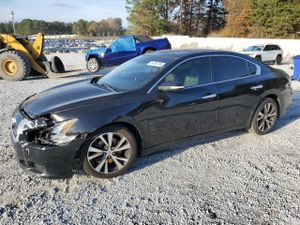 Nissan Maxima S 3.5L 6 2013