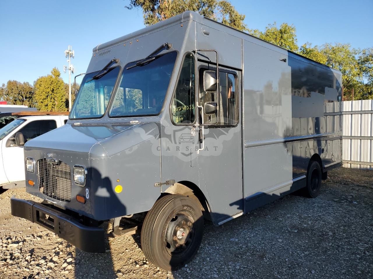 Freightliner Business Class M2 M LINE WALK-IN VAN 6.0L 8 2021