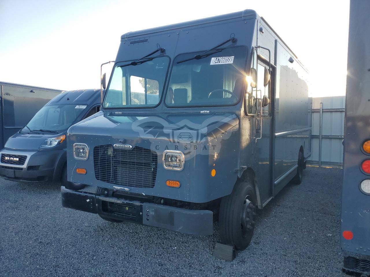 Freightliner Business Class M2 M LINE WALK-IN VAN 6.0L 8 2021